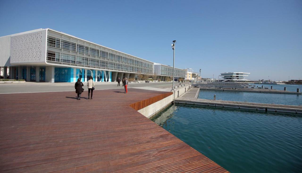 So De Mar Apartment Валенсия Екстериор снимка
